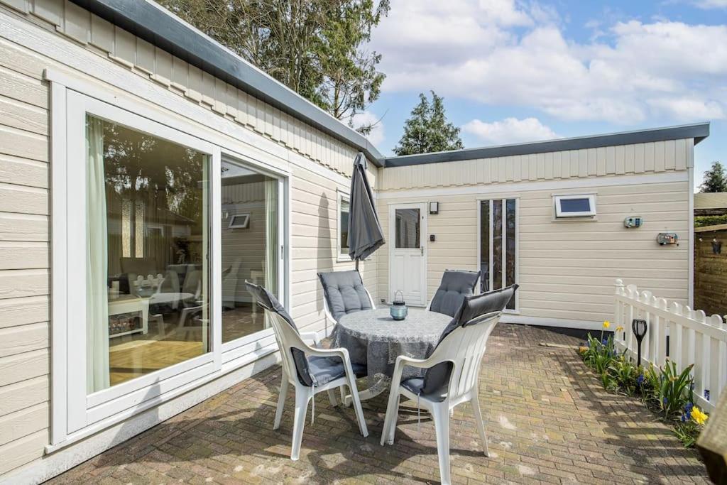 Chalet De Grutto 5Pers Veluwe Putten Exterior photo